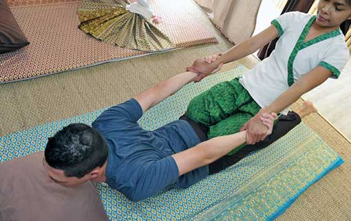thai gay massage porn